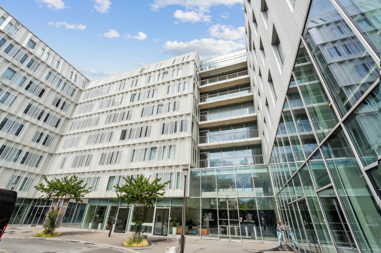 Bureau Paris 664m² Location bureau Paris OLBUR2423703 0